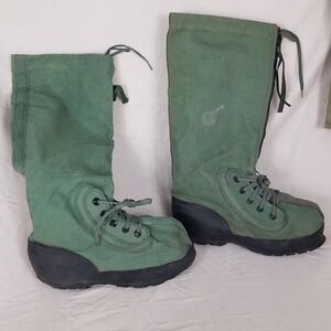 US Military N-1B‎ Mukluk Boots Mens Medium Green Good Extreme Cold Weather 1988